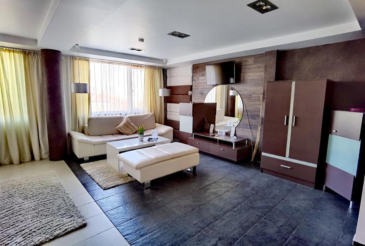 Hotel Acktion Šumen Exteriér fotografie